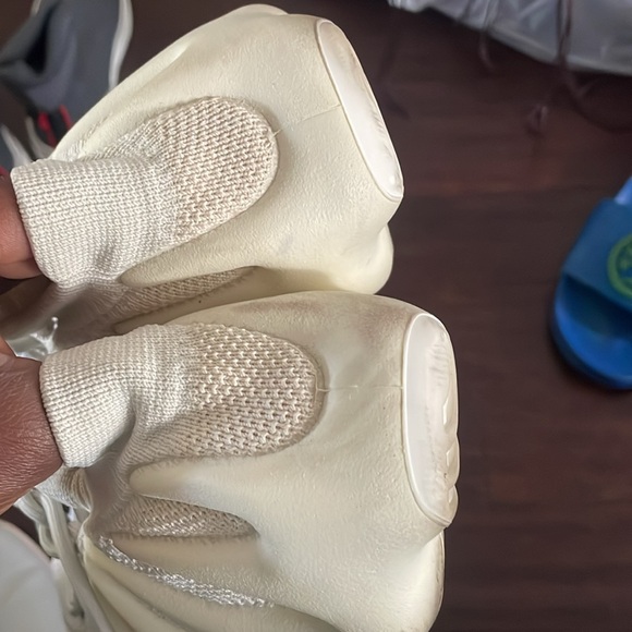 Adidas Yeezy 450 Cloud White - Picture 5 of 6